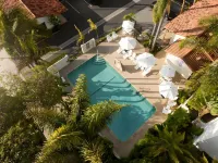 The Franciscan Hotel Hotels near Les Marchands