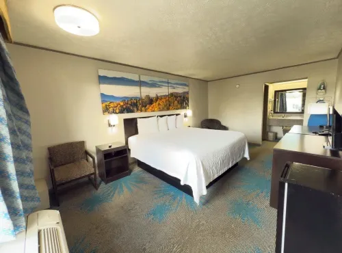 Days Inn by Wyndham Knoxville West