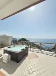 Villa Salice with private hot tub and solarium -  Ferienhäuser