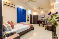Hotel Diamond Stay by Aspl - Kitchens
