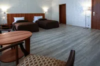 Belgraviya Hotel - parking