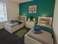 Armstrong St - Cosy 3 Bedroom Home Hotels in Workington