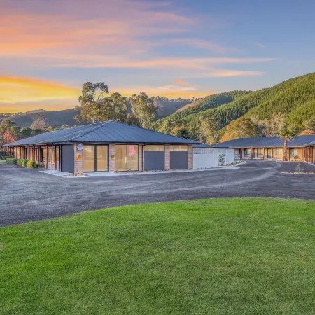 Hara House