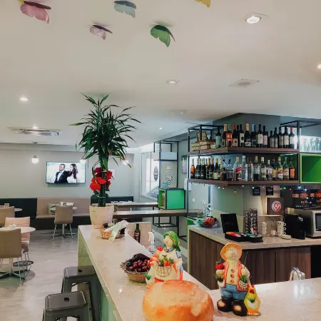 Ibis Styles Curitiba Centro Civico