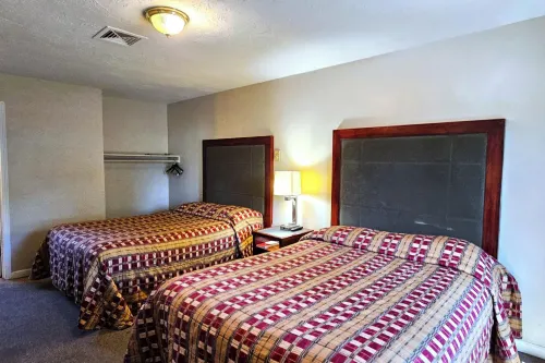 Budget Lodge by OYO Portland West