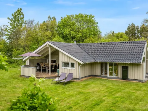 "Torben" - 10km from the Sea