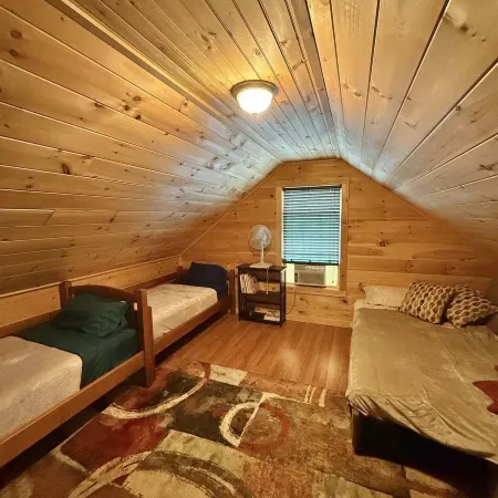 Bald Pate View Limit 6 2 Bedroom Cottage