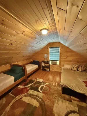 Bald Pate View Limit 6 2 Bedroom Cottage
