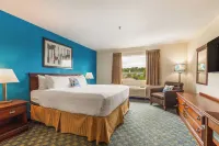 Howard Johnson by Wyndham Branson - 3-Star