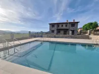 Casas Pirineo Aínsa: Historic Palace & Garden - Villas
