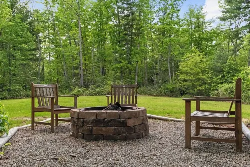 Welcome to Outlaw Acres at Hatfield McCoy. Mountain Home on 21 Acres