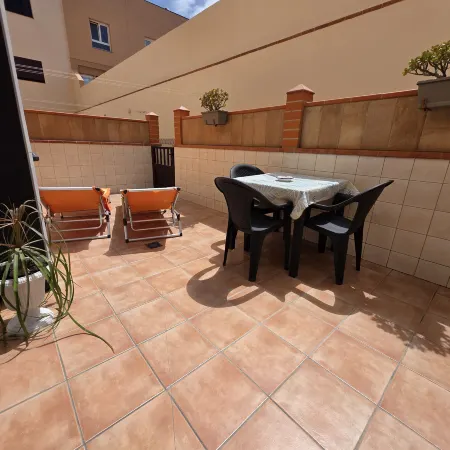 Casa Mamu, Terrace, Wifi and Air Con