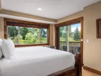 Duck Inn Lodge Hotels in Whitefish
