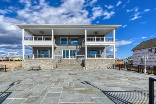 Charming Dog-friendly Lakefront Villa With Private Dock, Firepit, Stunning Views - 3-Star