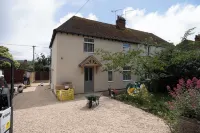 Stunning 3 Bedroom Cotswold Retreat Hotels in 