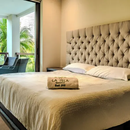 Las Palmas Premium Beach Condo