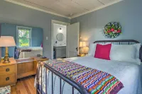 Restored Mars Hill Home on 1 Acre Walk to Town! - parking