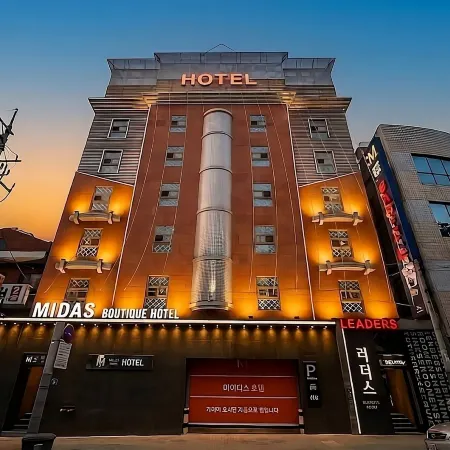 Hotel Midas