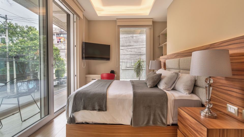 TO BE SUITES