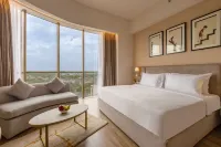 Golden Tulip Gurugram Sec-80 - Rooftop Pools