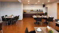 Iris Flower Hotel - breakfast