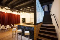 Art Hotel Like - Bares