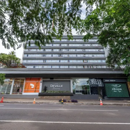 Hotel Deville Prime Maringá