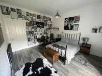 Isle of Bute Blissful Retreat- Stunning 3 Bed Flat - 2-Star
