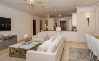 Claridges 5 - 3bd by ZenBreak - Homestays