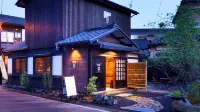 Shiratama No Yu Senkei - parking