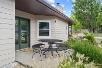 1 5 Miles to Mizzou Spacious Updated Home - Homestays