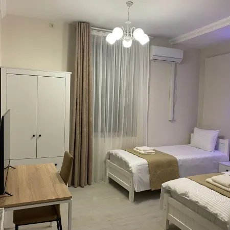 Cultural Crossing Hotel
