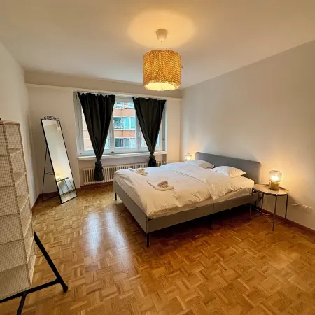Basic 2 BR Apartment in Witikon district