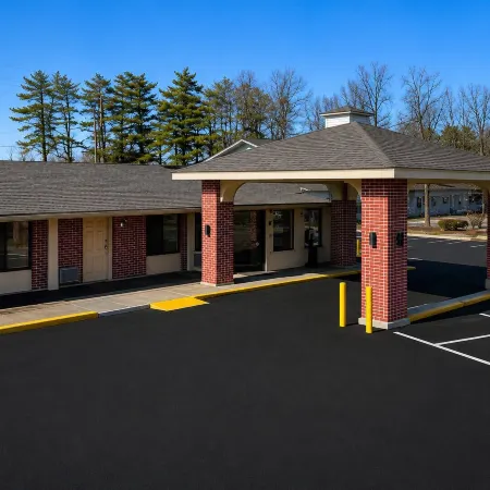 Travelodge by Wyndham Jackson I-40 Exit 82