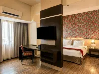 Solo Paragon Hotel & Residence - Apartments