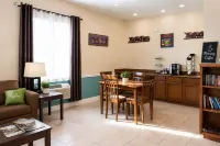 Texas Bungalows Hotel & Hotel Que at Lakeline Austin Cedar Park - 2-Star