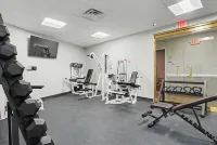 Hotel Troy, Trademark Collection by Wyndham - Gym