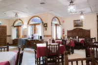 Hotel Santa Isabel - Breakfast