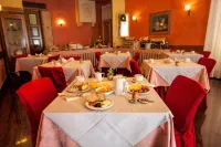 Hotel Colomba d'Oro - breakfast