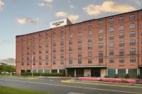 Courtyard Aberdeen at Ripken Stadium - parking