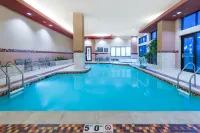 Embassy Suites by Hilton St. Louis St. Charles - parking