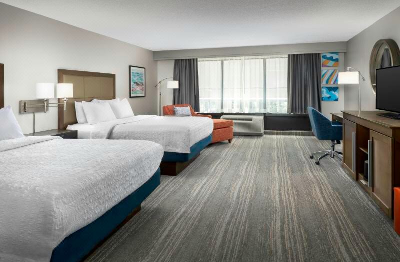 Hampton Inn & Suites Lake Mary at Colonial TownPark