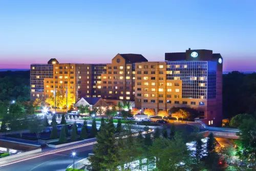 Hilton Short Hills - СПА
