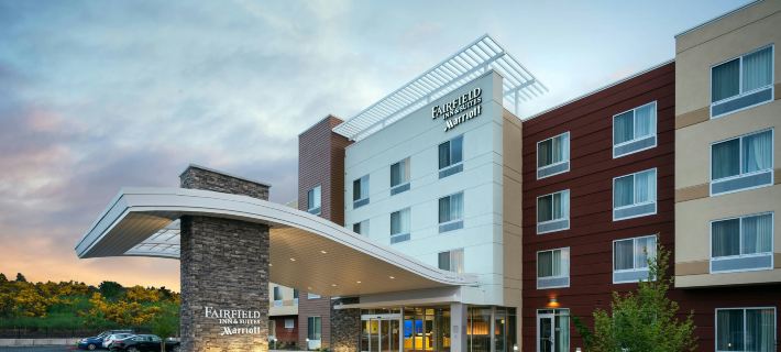 Fairfield Inn & Suites Tacoma DuPont Hotels in Pierce County