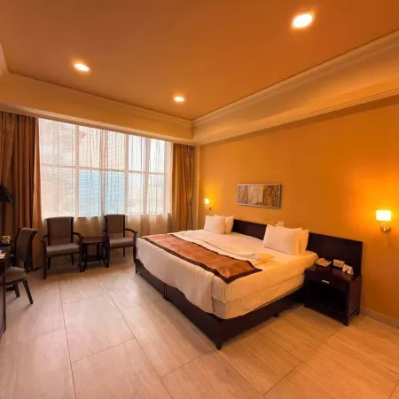 Royal Grand Hotel