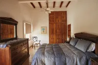 Nature Retreat 4BR with Pool in Cañete - homestay