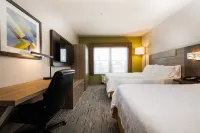 Holiday Inn Express WEST SACRAMENTO - CAPITOL AREA by IHG - parking