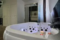 Le grand duplex, balneo, 10 minutes de la gare - 2つ星