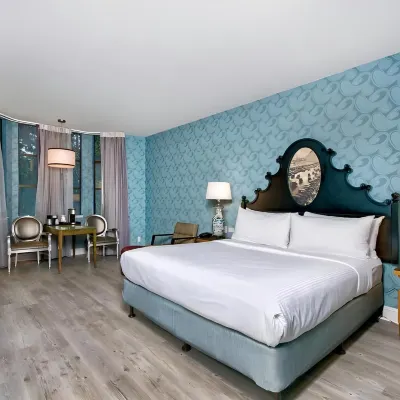 Hotel Fiona – No Resort Fee Hotels near Potrero Hills