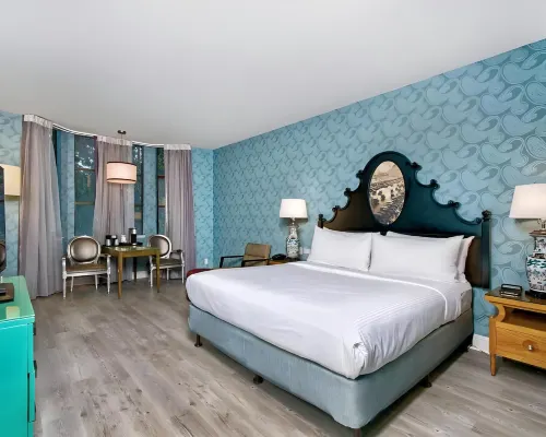 Hotel Fiona – No Resort Fee Hotels near Speakeasy Brewery